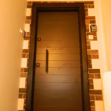 Apartment η ωραία των αθηνών Athens